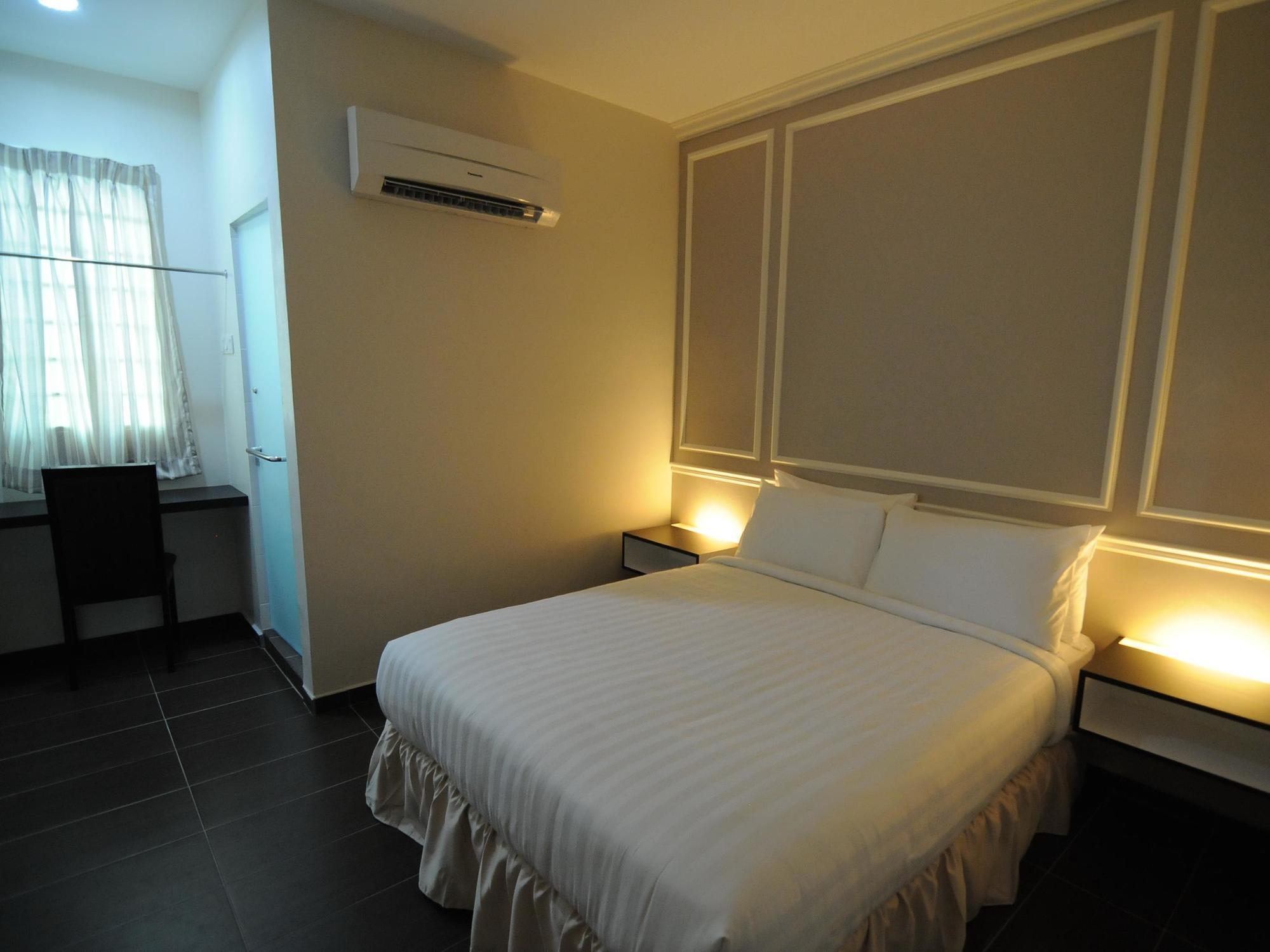 Luscious Hotel Bukit Mertajam Kültér fotó